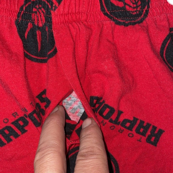 Toronto raptors red NBA basketball shorts size medium - Picture 5 of 7